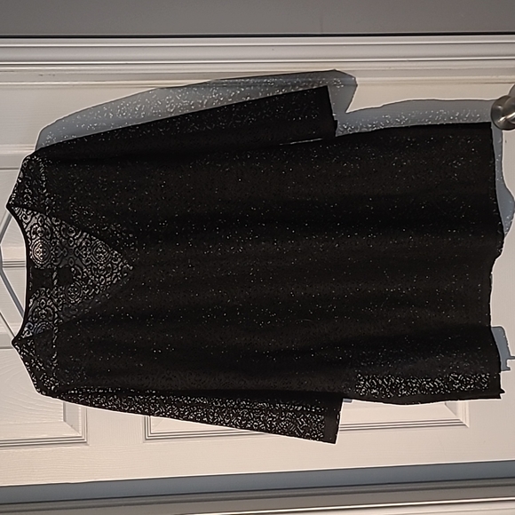 Mario Serrani lace top/bathing suit cover up - Picture 3 of 4